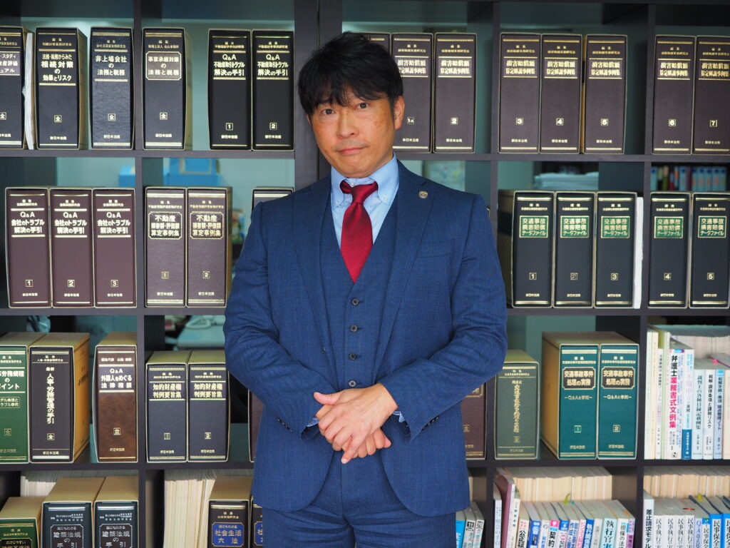 澤上辰也弁護士